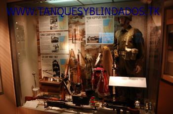 iwmlondres_tanquesyblindados.tk_047.jpg